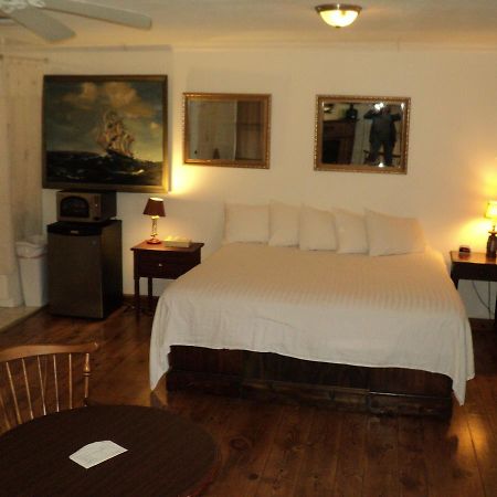 Harbor Haus Inn & Suites Hermann Extérieur photo