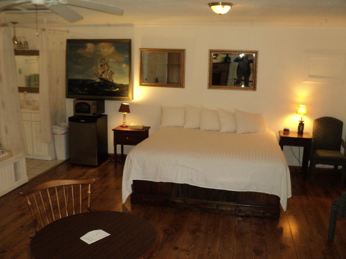 Harbor Haus Inn & Suites Hermann Extérieur photo