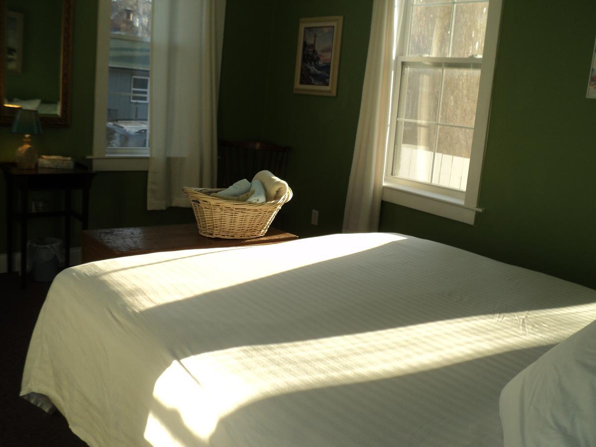 Harbor Haus Inn & Suites Hermann Extérieur photo