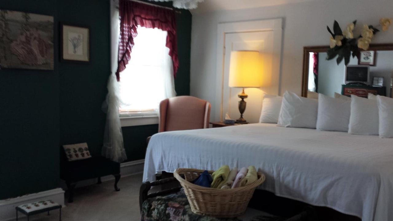 Harbor Haus Inn & Suites Hermann Extérieur photo